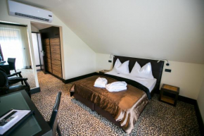 Гостиница Hotel Seebrunn am Wallersee  Хенндорф-Ам-Валлерзее
